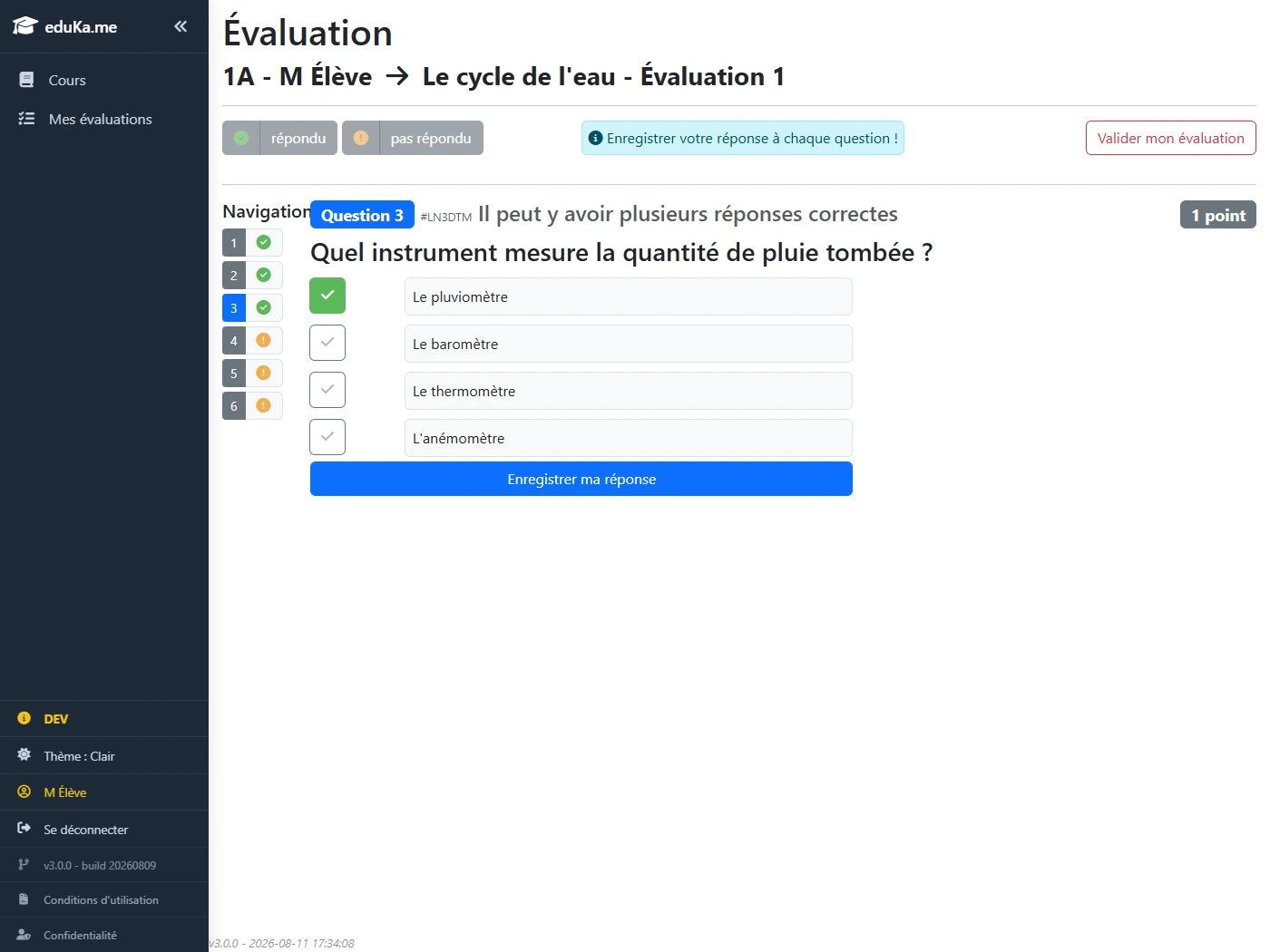 Écran de passation d'une évaluation dans eduKa, côté élève, avec une question à choix multiple et l'indication de la progression dans l'épreuve.